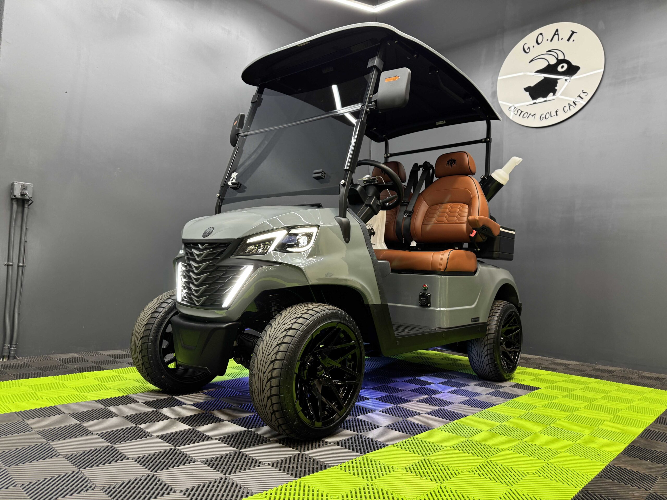 2025 MammothEV XR2 Gloss Iron Grey Peanut Butter Deluxe Seats Black Stitch