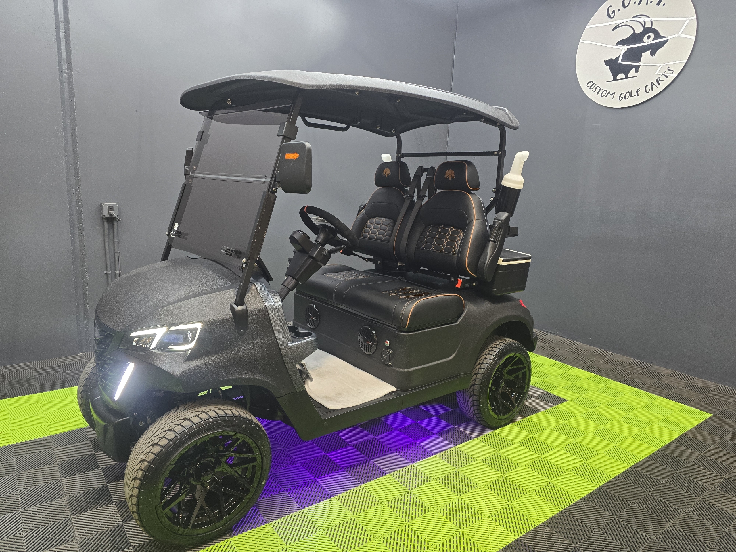 2025 MammothEV XR2 Custom Kevlar Matte Black & Fully Golf Ready