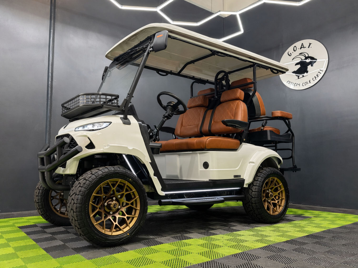 2026 MammothEV Skye Gloss White / Bronze Wheels / 72v Lithium