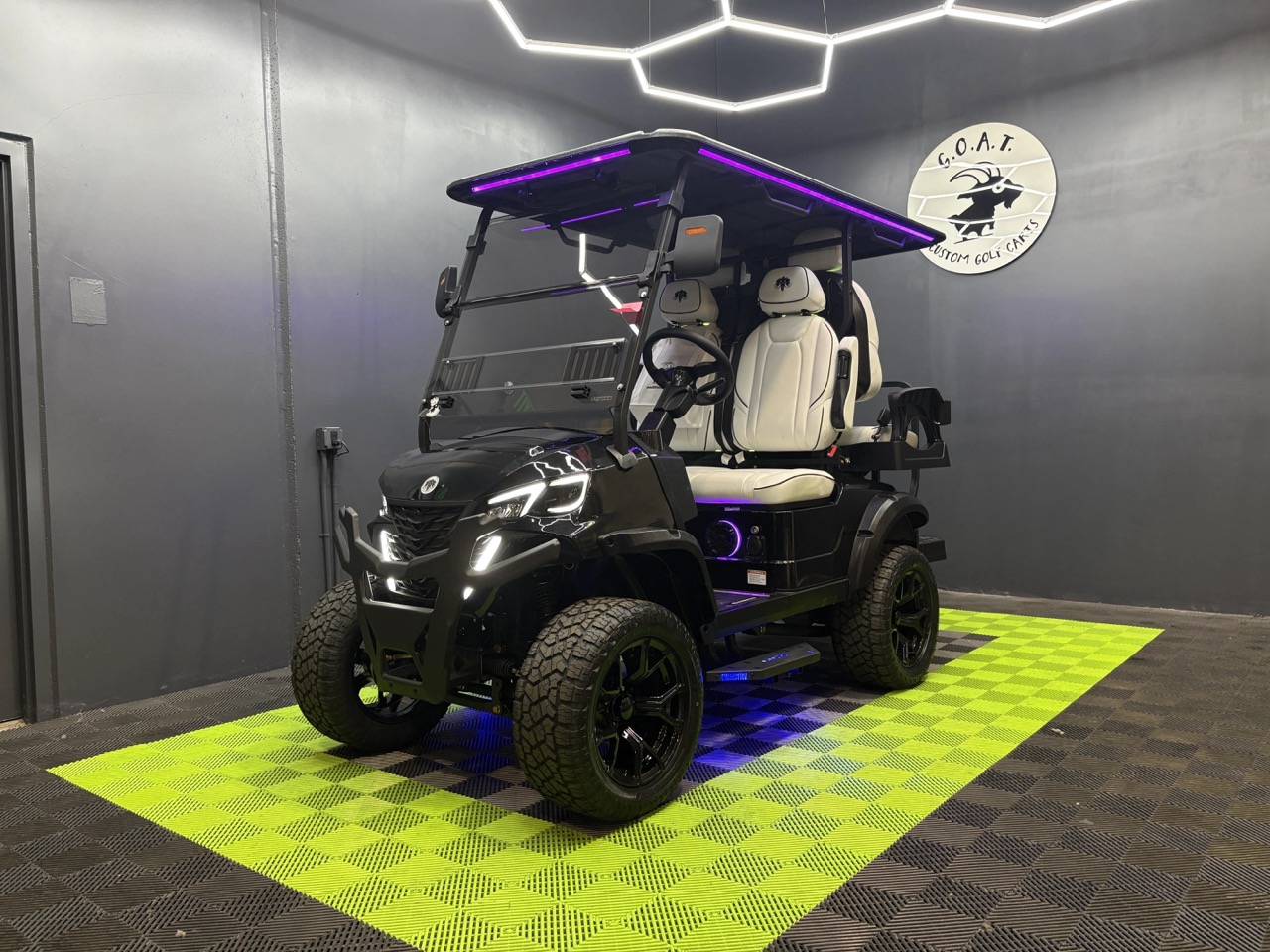 2026 MammothEV XR4 — Gloss Black / White Seats / Black Stitch